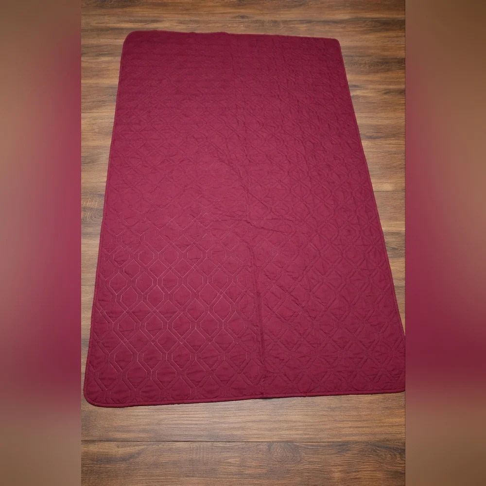 Ameritex Waterproof Reversible Pet Blanket Burgundy 52x82 Sofa Couch Bed Cover